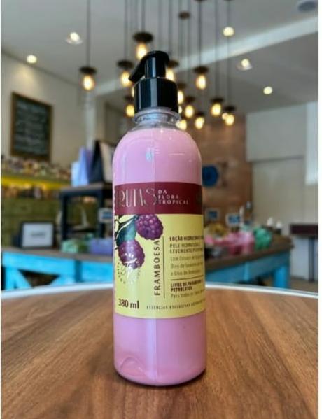 HIDRATANTE CORPORAL LINHA FRUTAS DE FLORA -FRAMB